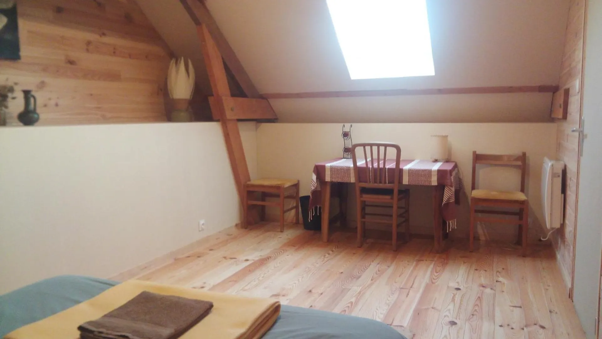 Le Jardin Enchanteur, Chaleureuse Maison D'Hotes Eco-Responsable, Calme Et Accueillante Loperec
